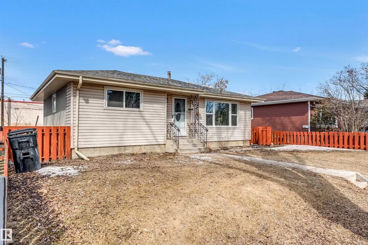 Property Photo: 4238 117 Avenue NW AB T5W 0Y4