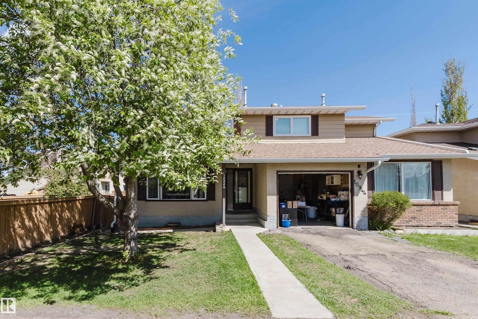 Property Photo:  10946 Beaumaris Road NW  AB T5X 1Z6 