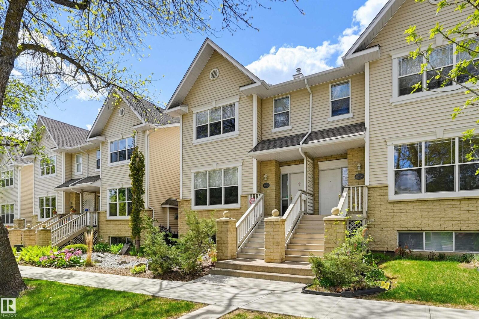 Property Photo:  8612 108A Street NW  AB T6E 4M8 