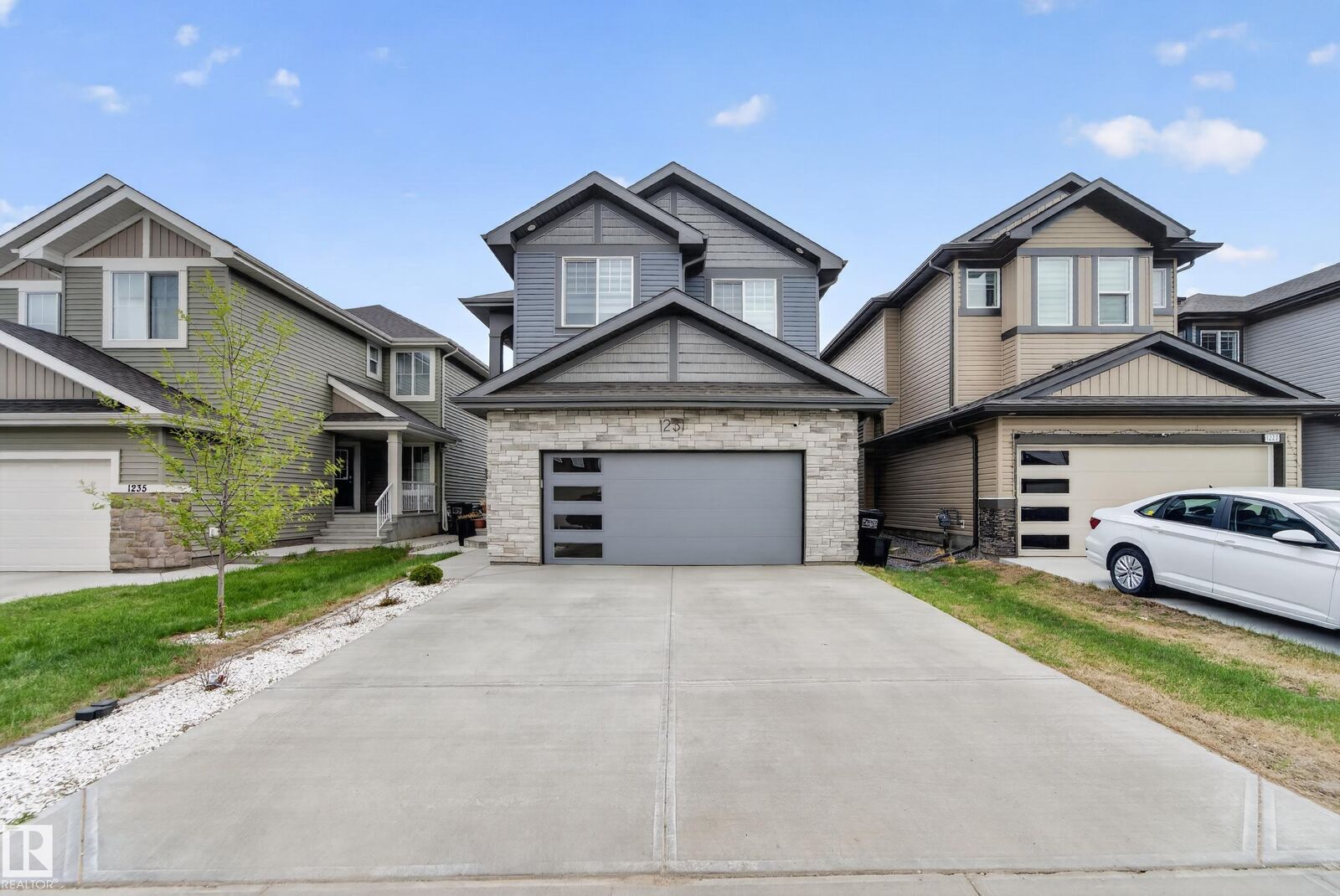Property Photo:  1231 26 Street NW  AB T6T 2J9 