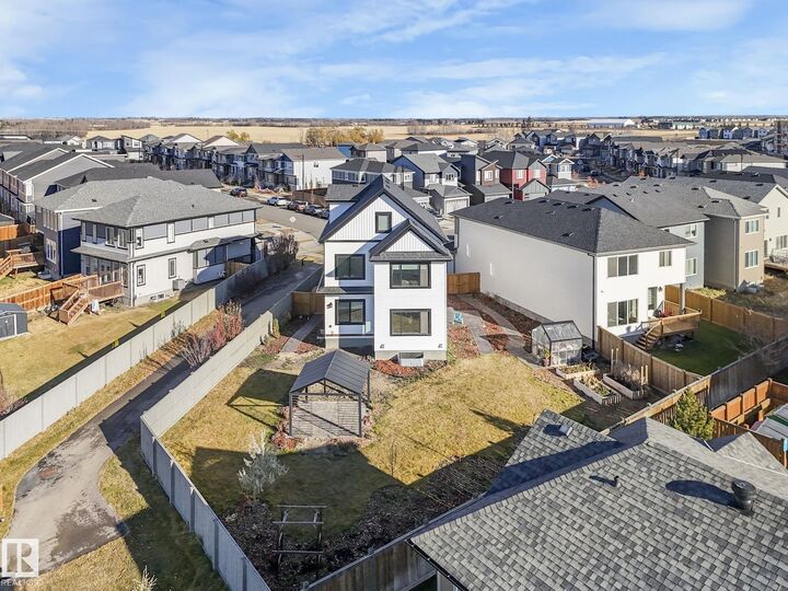 Property Photo:  6613 62 Avenue  AB T4X 0J3 