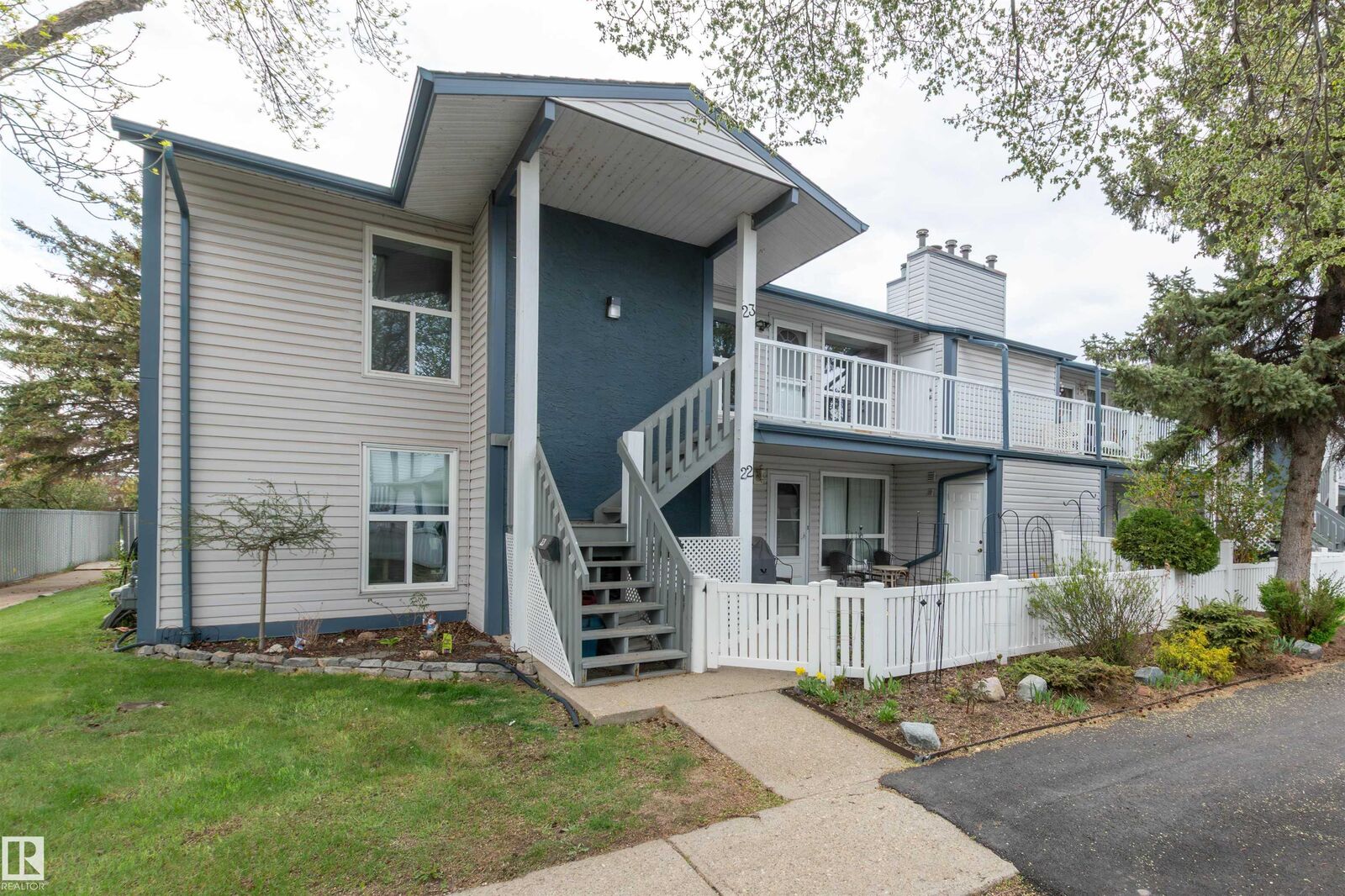 Property Photo: 14620 26 Street NW 23 AB T5Y 2J9