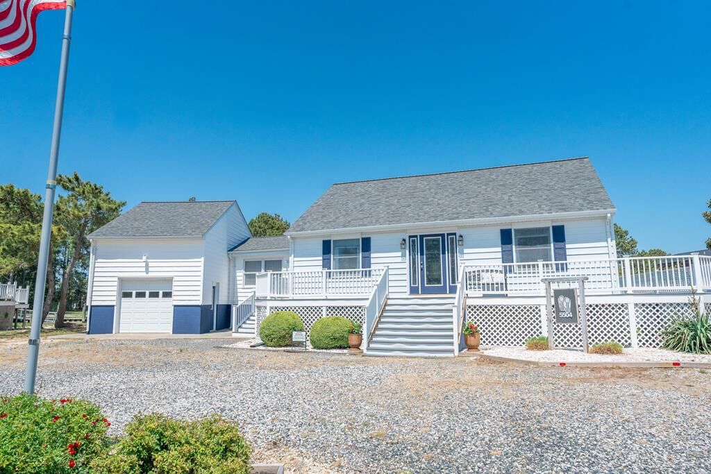 Property Photo:  5504 Amrien Dr  VA 23336 