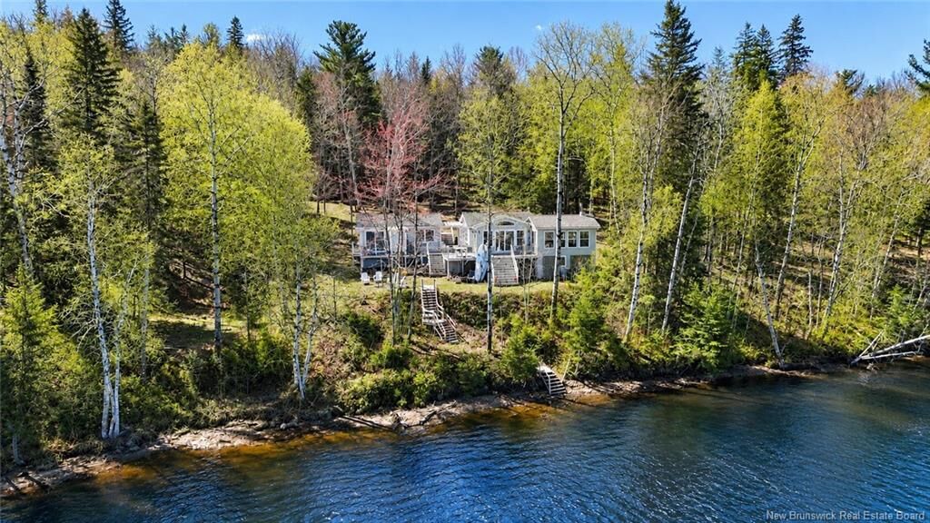 Property Photo: 15 Leaman NB E4W 1W6