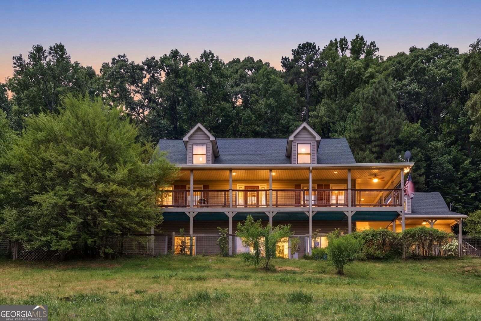 Property Photo:  312 Gennings Drive  GA 30538 