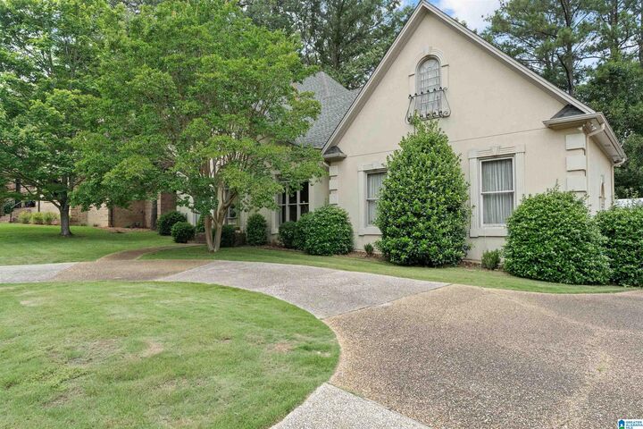 Property Photo: 309 Trace Ridge Road AL 35244