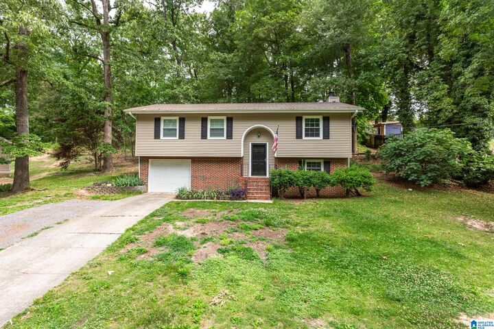Property Photo:  2735 Sunrise Drive  AL 35004 