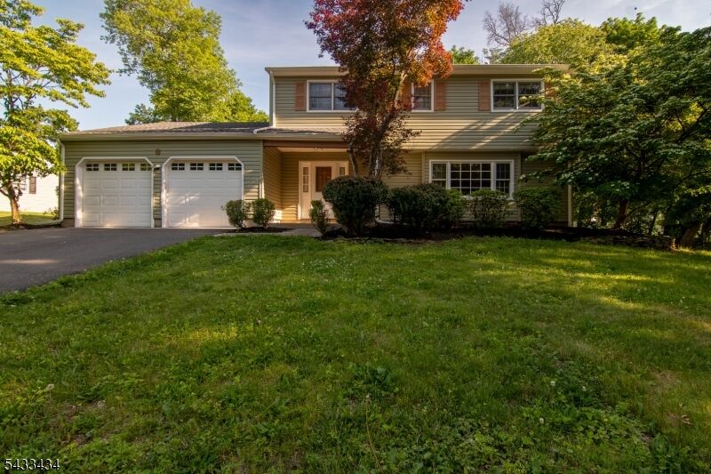 Property Photo:  8 Liberty Ln  NJ 08873 