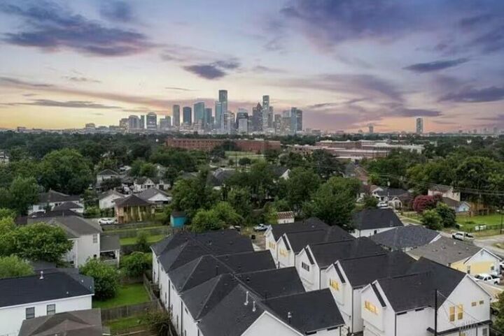Property Photo: 1222 McNeil Street TX 77009