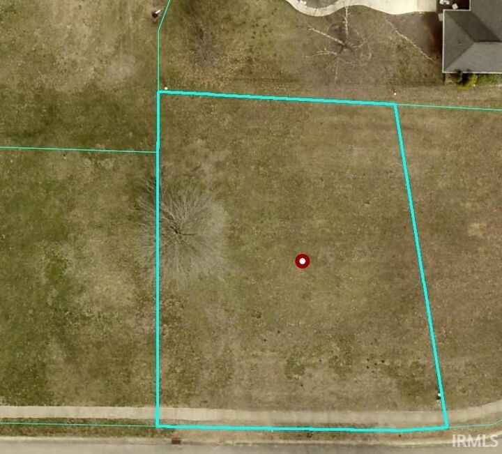 Property Photo: 270 Persimmon Circle IN 47601