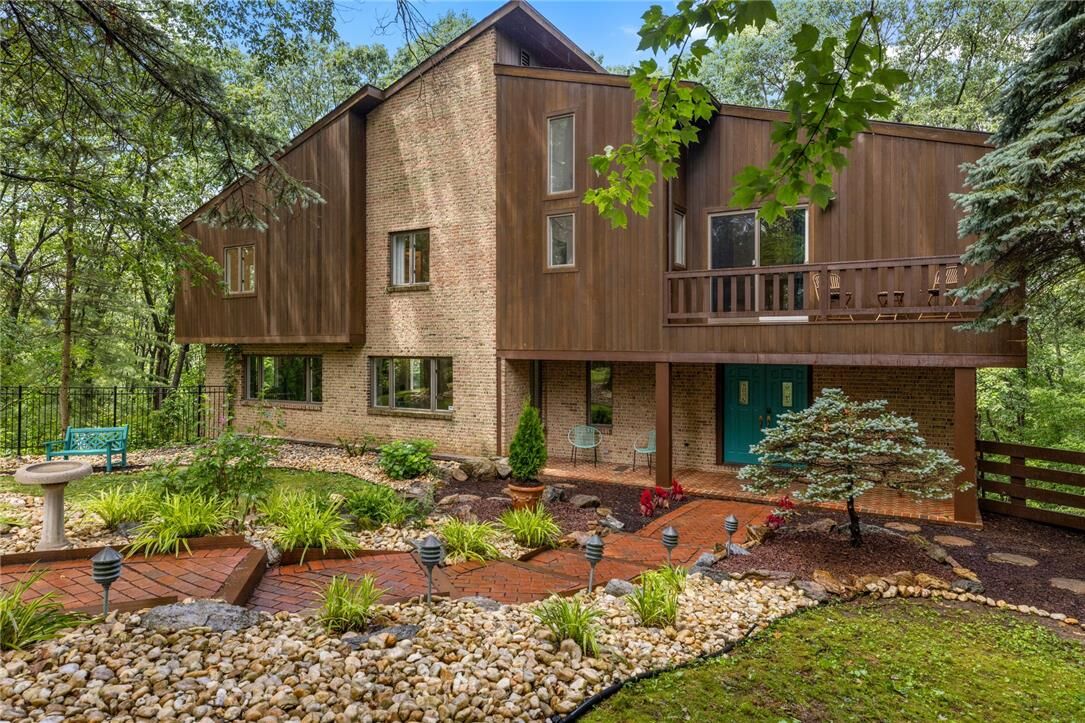 Property Photo: 3385 Woodbridge Circle PA 18017