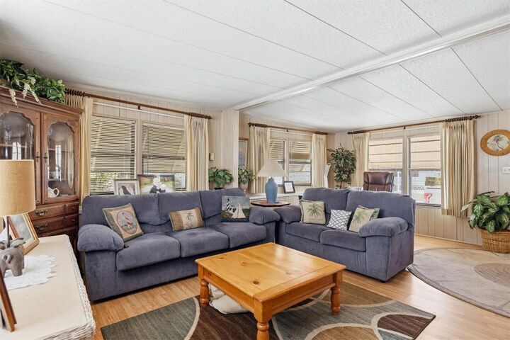 Property Photo: 4109 12th Street E FL 34222