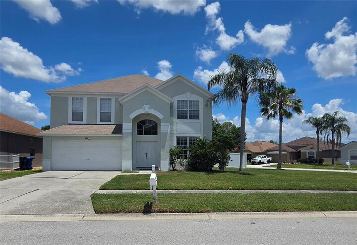 Property Photo:  10422 Glen Willow Lane  FL 33647 