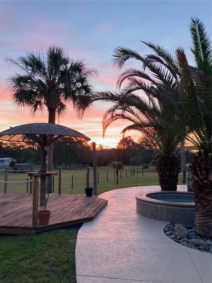 Property Photo:  6739 SE 67th Court  FL 32693 
