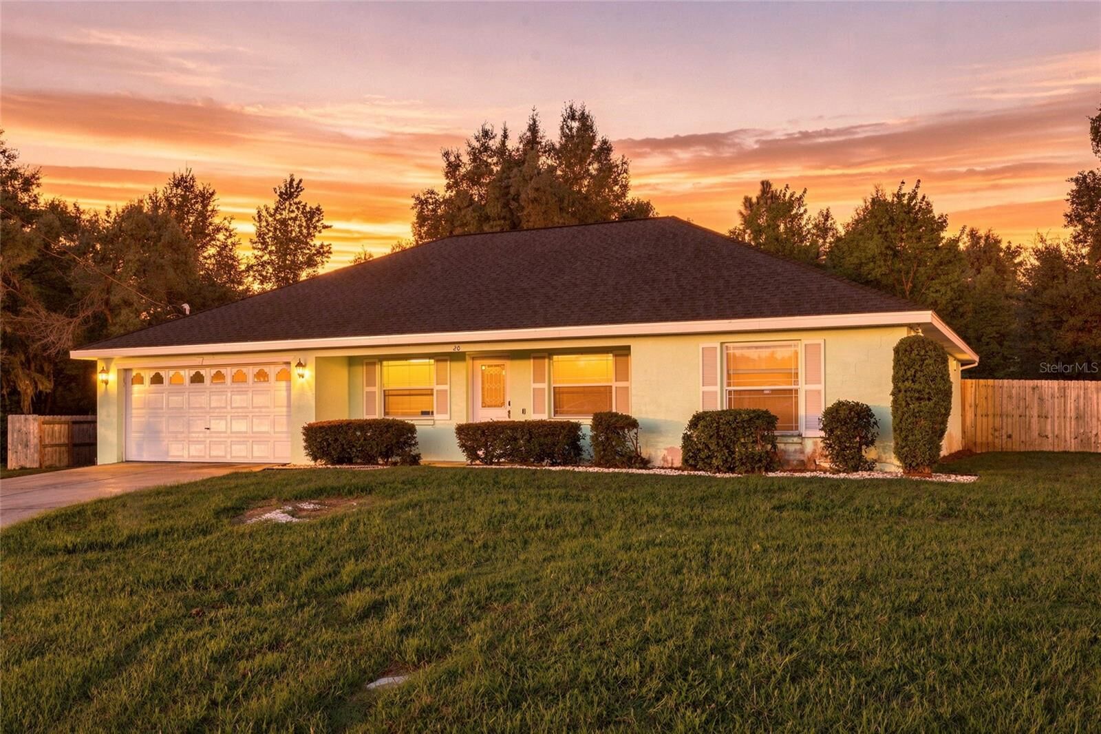 Property Photo: 20 Pecan Course Way FL 34472