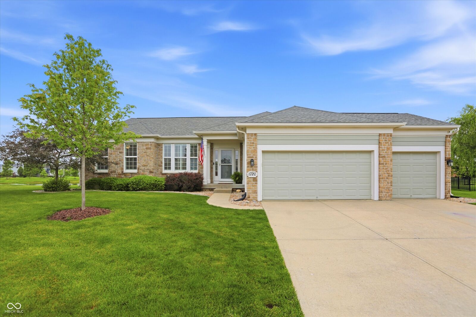 Property Photo:  1720 Harris Hawk Court  IN 46112 