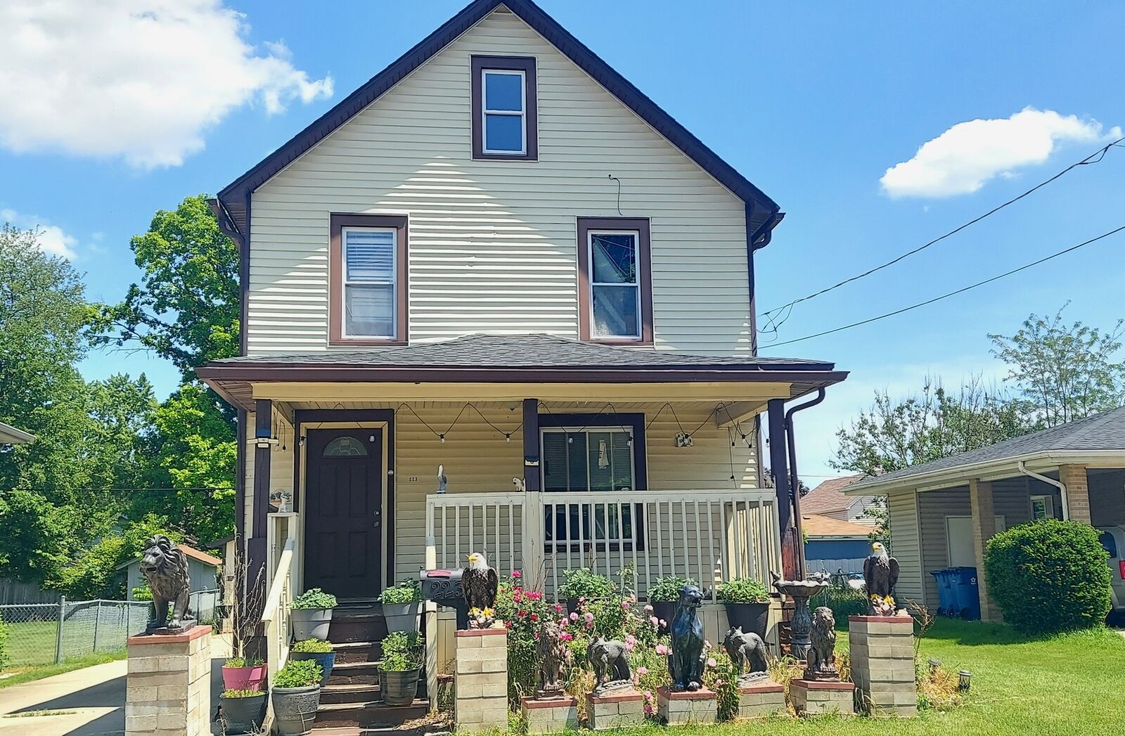 Property Photo:  223 N Sumner Avenue  IL 60505 