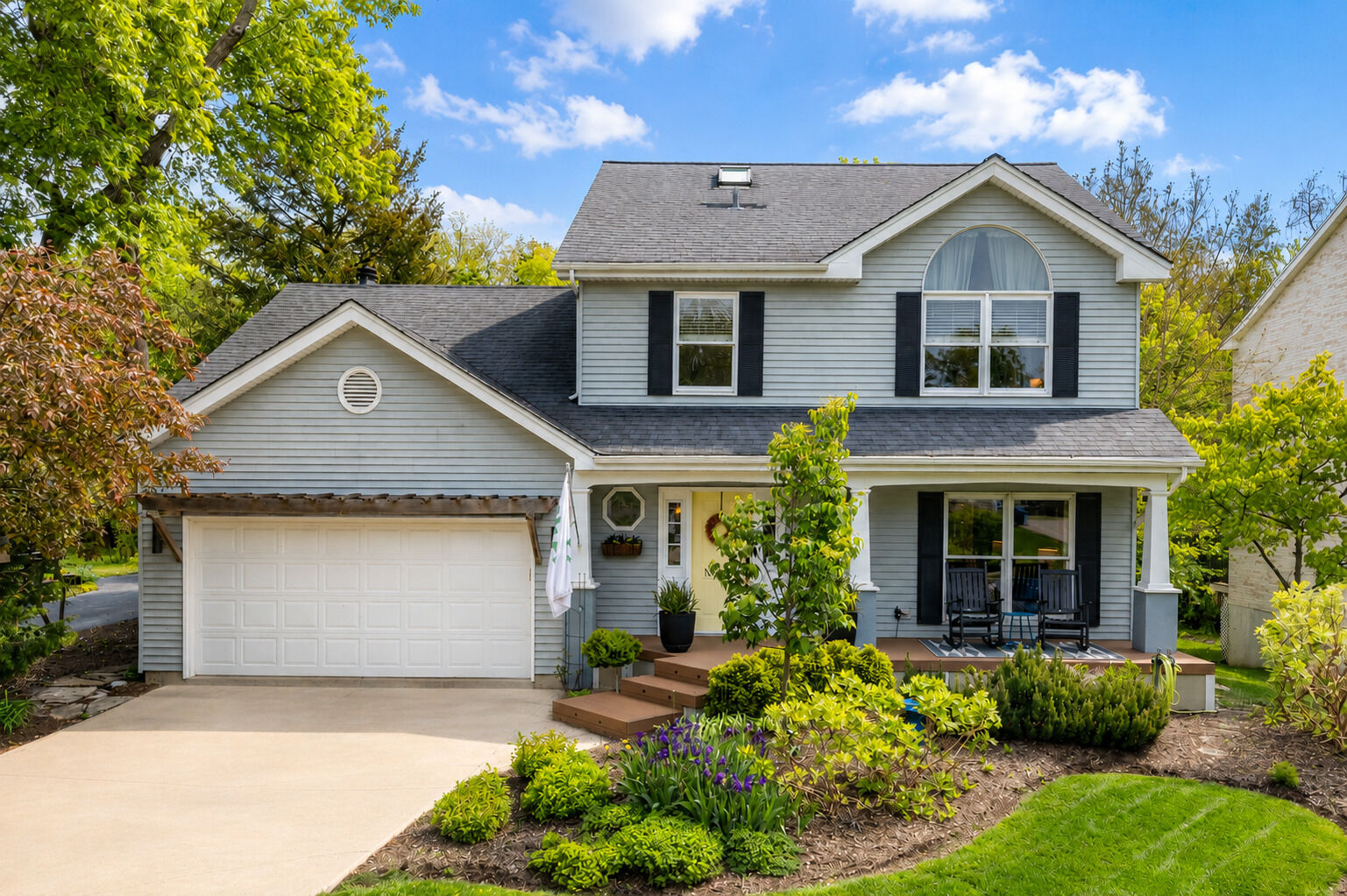 Property Photo:  5419 Grand Avenue  IL 60515 