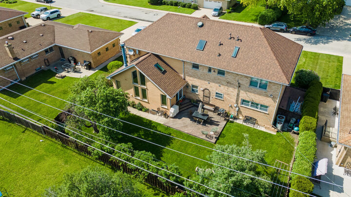 Property Photo: 7911 W Rascher Avenue IL 60656