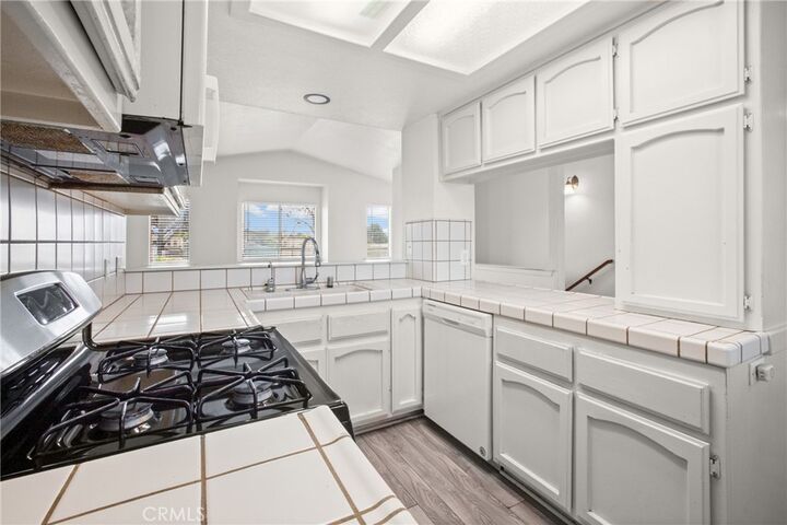 Property Photo:  1472 17th  CA 93445 