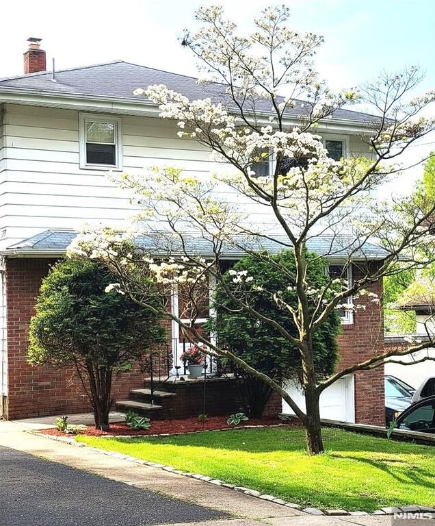 Property Photo:  29 Woodland Road  NJ 07003 