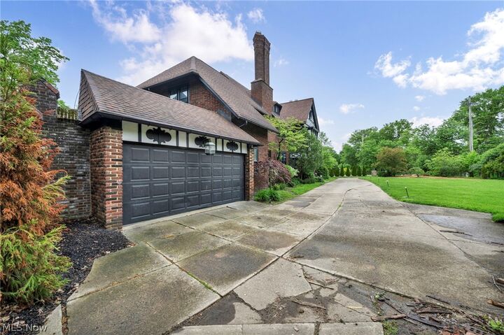 Property Photo:  16310 S Woodland Road  OH 44120 