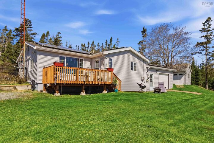 286 Beaver Harbour Road — photo 1