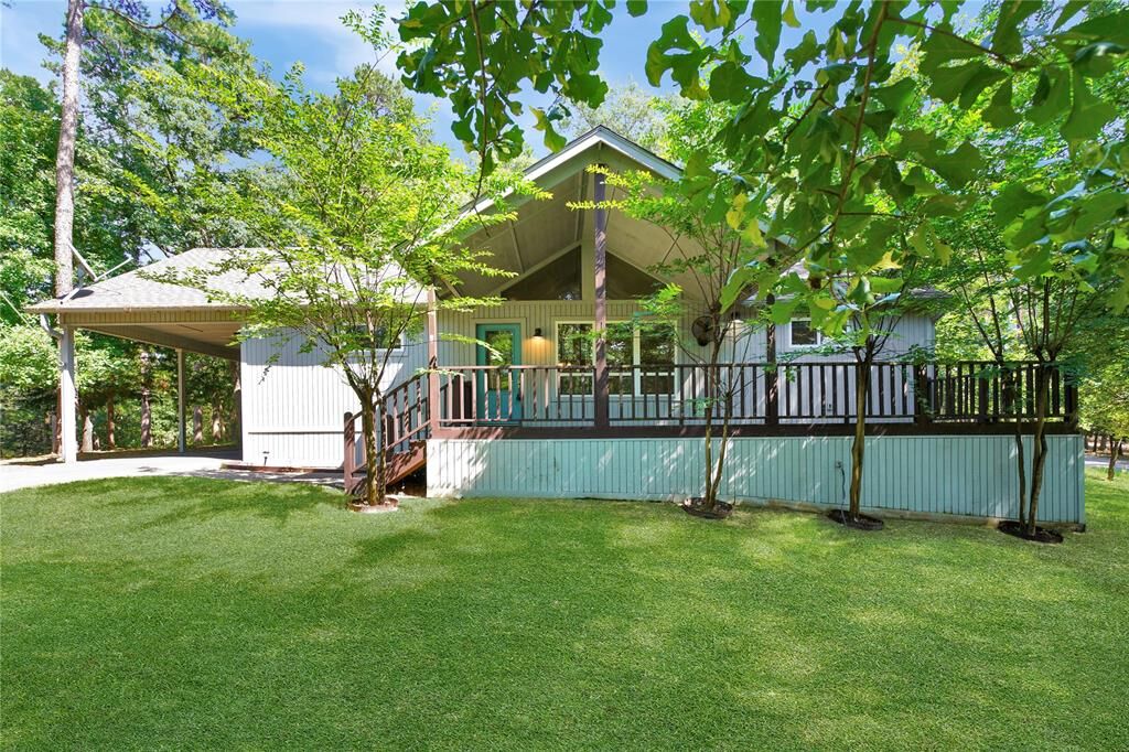 Property Photo: 245 Larchwood Path TX 75765