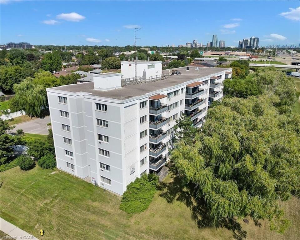 Property Photo:  11 Neilson Drive 609  ON M9C 1V4 