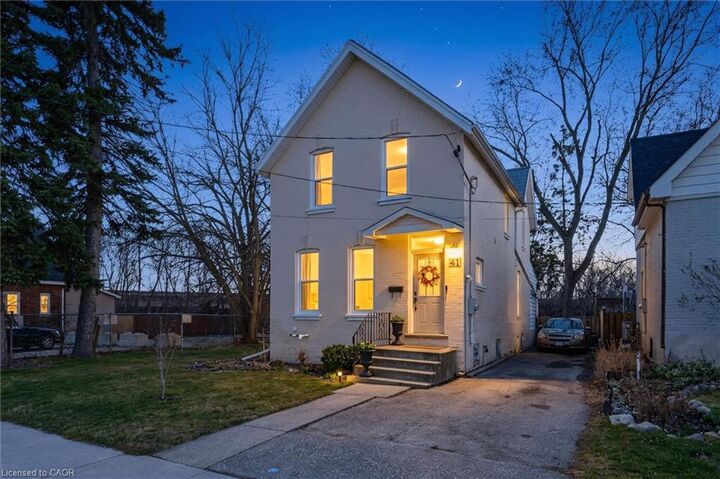 Property Photo: 41 Elgin Street ON N3R 1E5