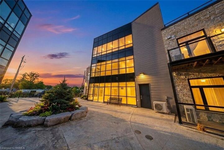 Property Photo:  85 Morrell Street 224A  ON N3T 4J6 