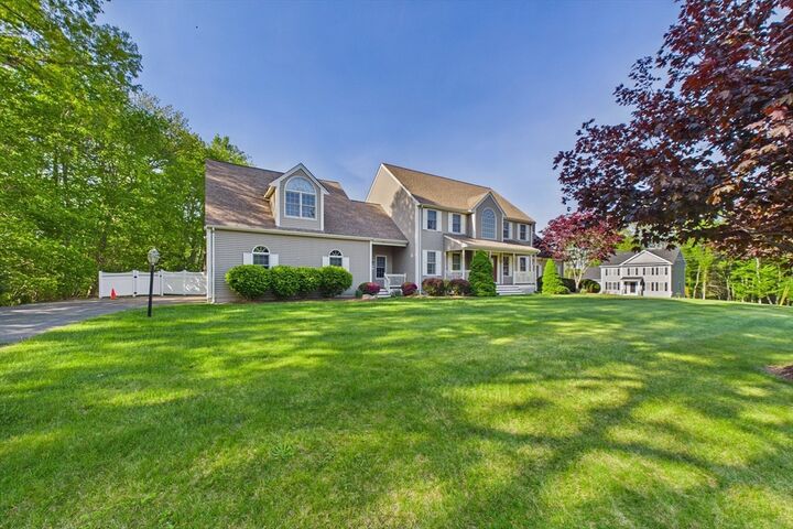 Property Photo:  7 Jocelyn Cir  MA 02780 