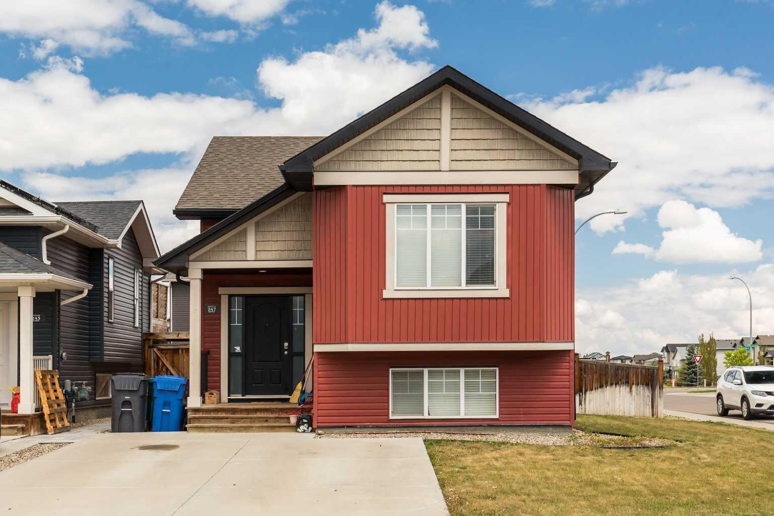 Property Photo: 247 Blackwolf Way N AB T1H 7B3