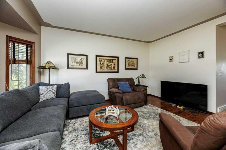 Property Photo:  299 Cornett Drive  AB T4P 3R9 