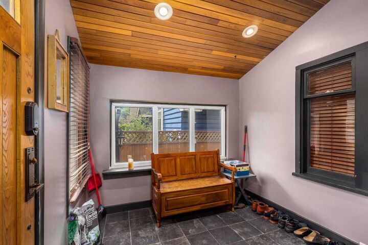 Property Photo: 3035 4 Street SW AB T2S 1X9