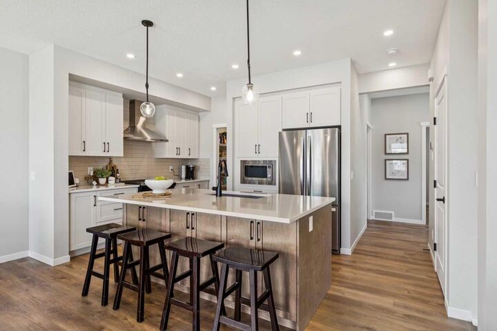 Property Photo: 437 Magnolia Way SE AB T3M 3T5