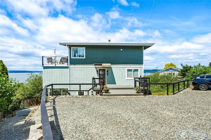 Property Photo:  5802  Upland Terrace NE  WA 98422 
