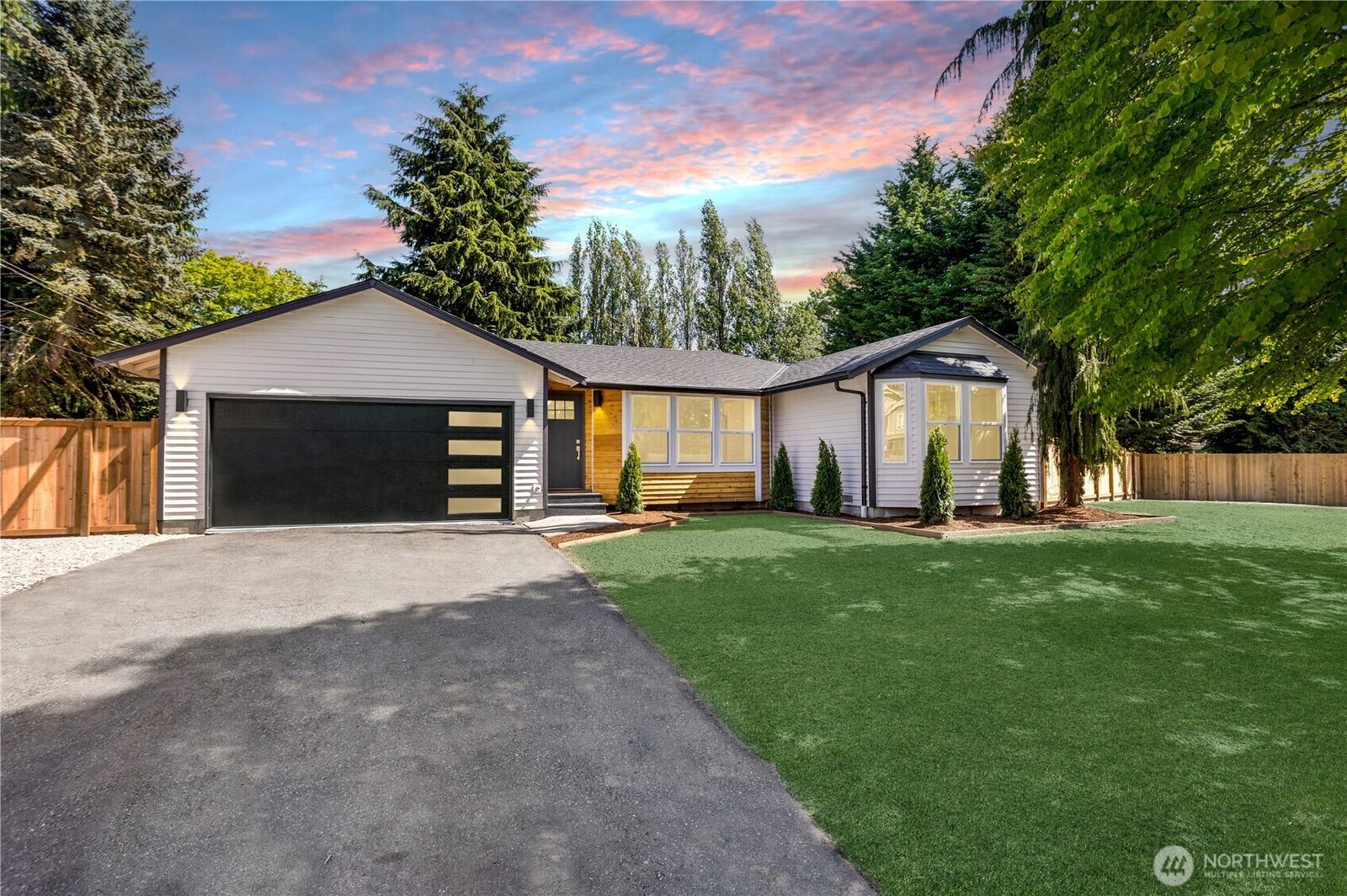 Property Photo:  16103 E Shore Drive  WA 98087 