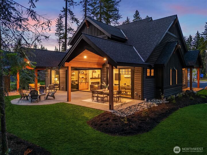 Property Photo:  1281  Kokanee Loop  WA 98922 