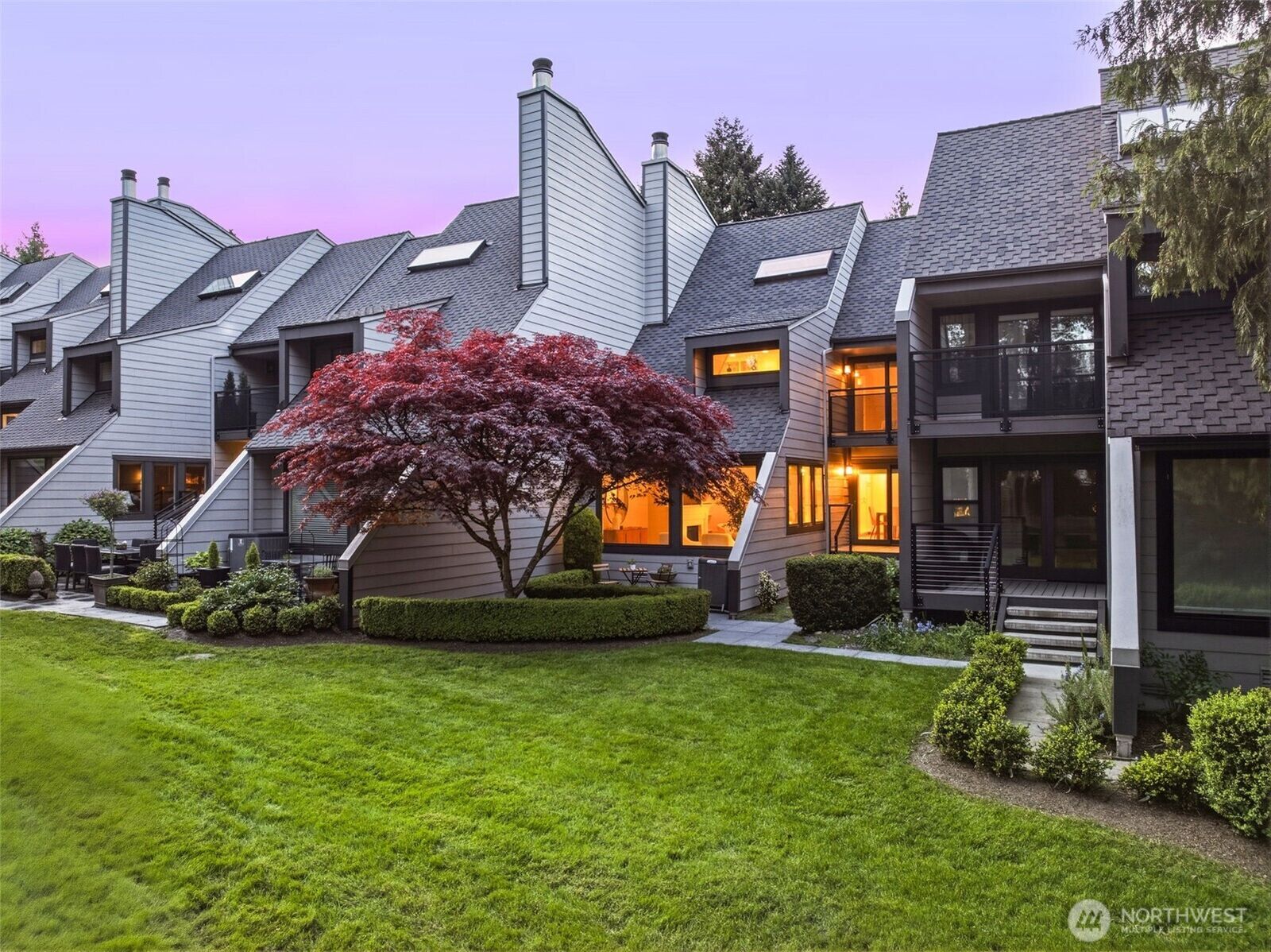 Property Photo: 10327 NE 19th Place WA 98004