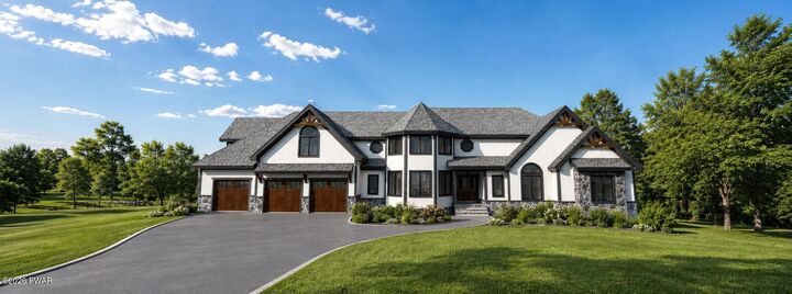 Property Photo:  265 Oneida Way  PA 18337 