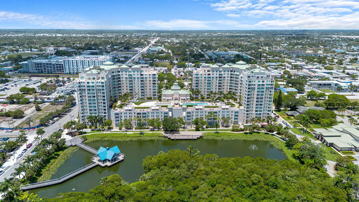 Property Photo:  450 N Federal Highway 905  FL 33435 