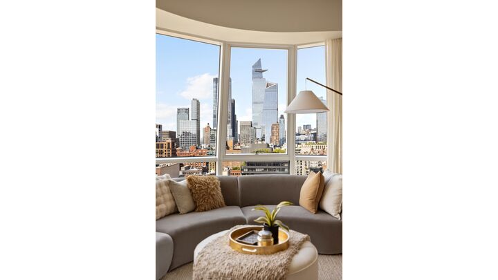 Property Photo:  515 W 18th Street 1701  NY 10011 