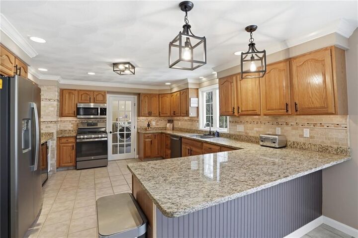 Property Photo:  71 Rolling Hill Drive  RI 02822 