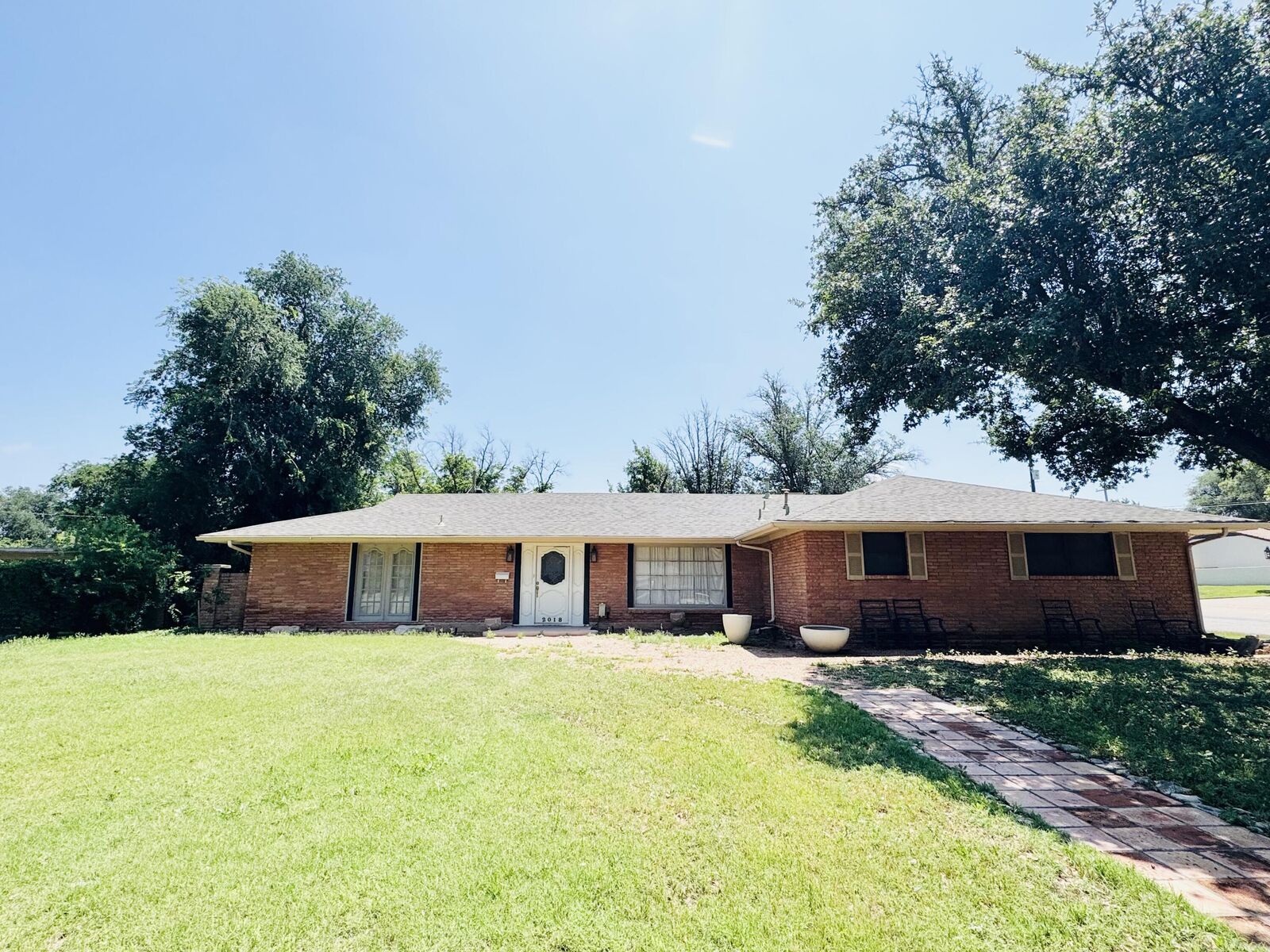 Property Photo:  2018 Douglas Drive  TX 76904 