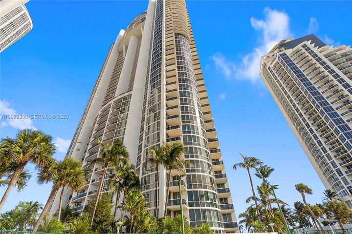 Property Photo: 18101 Collins Ave 1502 FL 33160