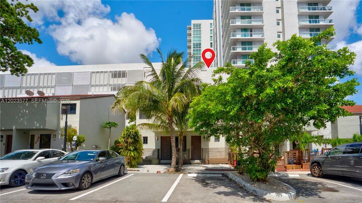 Property Photo:  1901 NW S River Dr 12B  FL 33125 