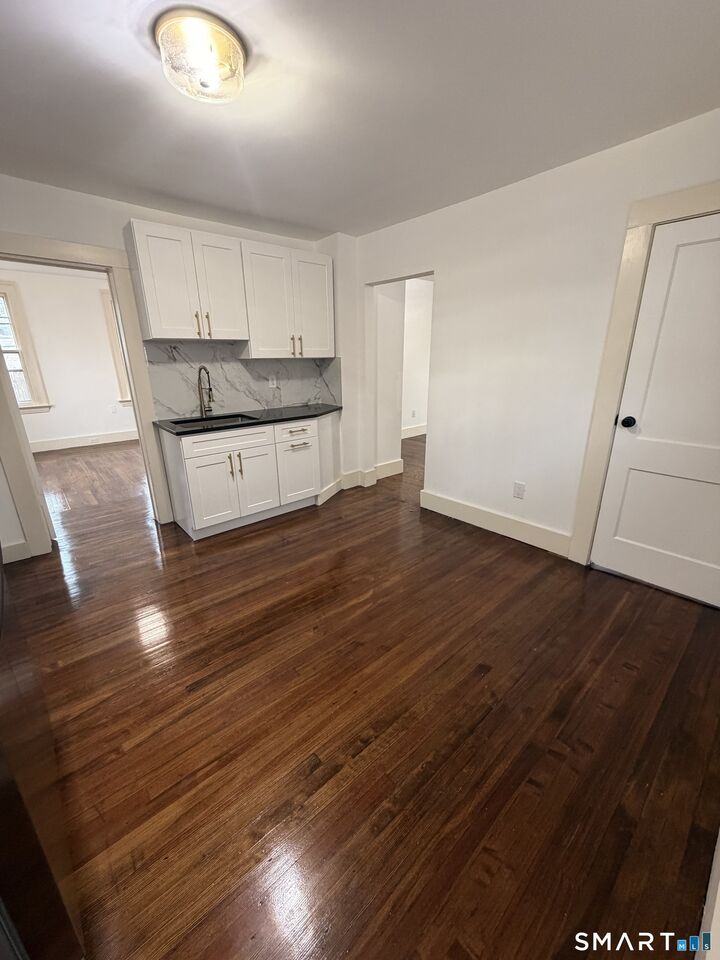 Property Photo:  15 Central Avenue  CT 06517 