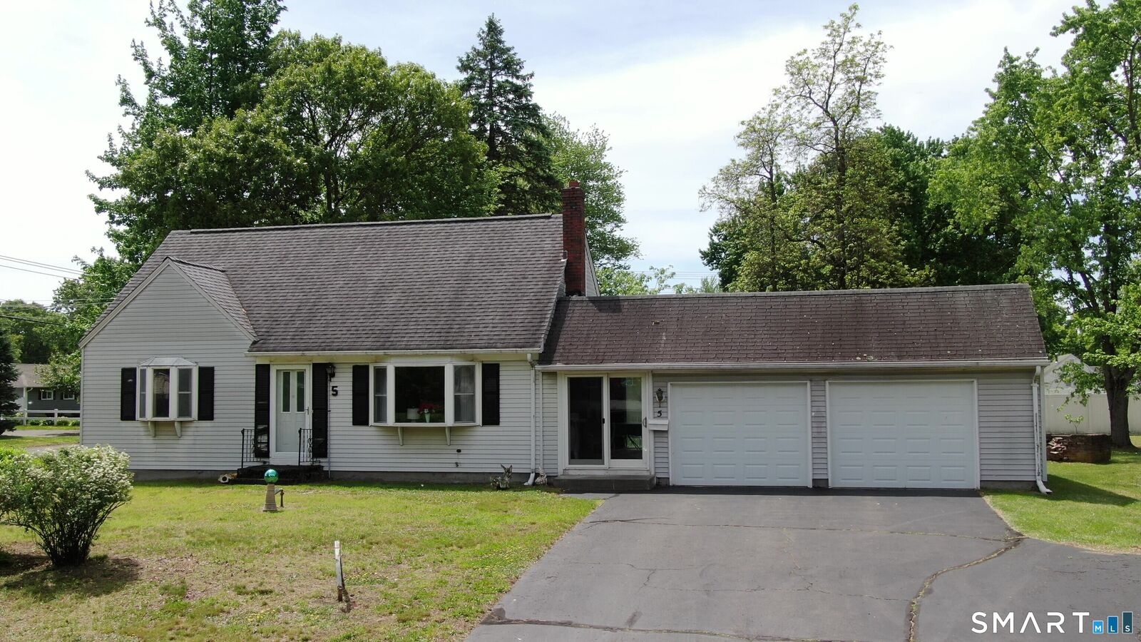 Property Photo:  5 Pershing Road  CT 06096 