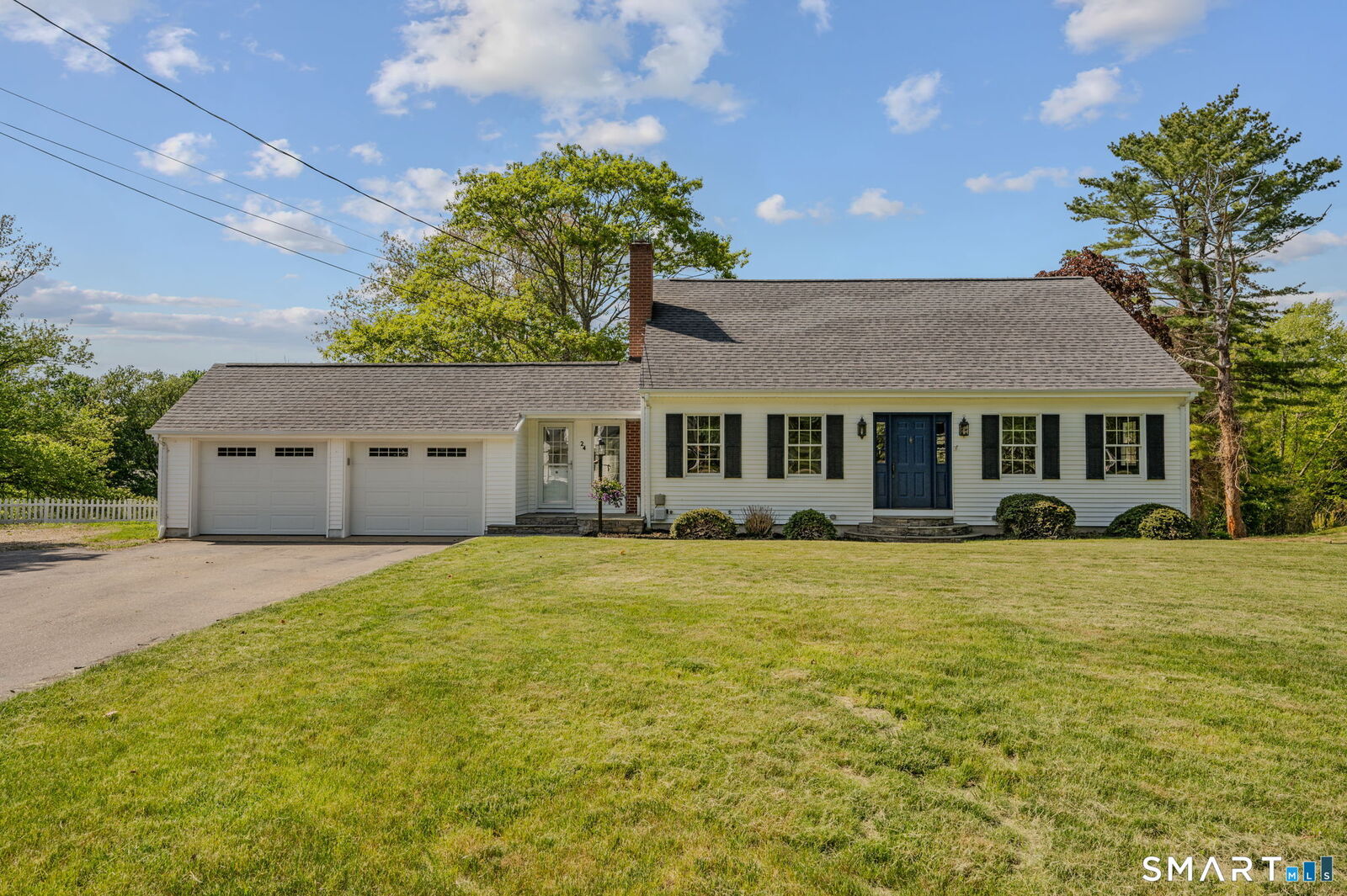 Property Photo: 24 Jordan Terrace CT 06385